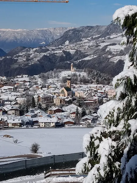 Völs am Schlern unter Schnee